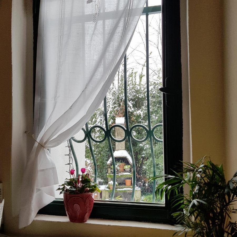 Il Casolare Del Medio Olona Bed & Breakfast Fagnano Olona Bagian luar foto