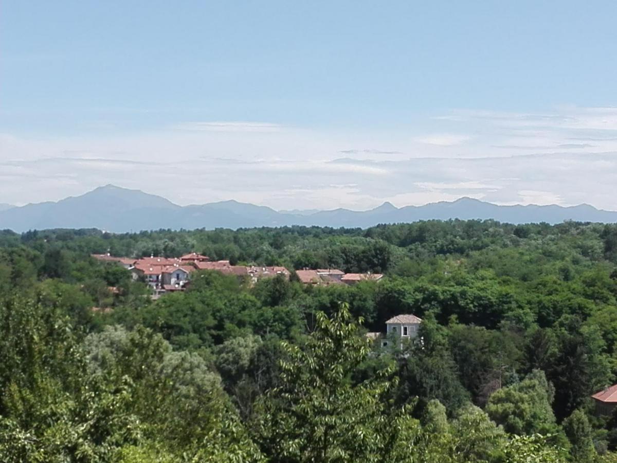 Il Casolare Del Medio Olona Bed & Breakfast Fagnano Olona Bagian luar foto