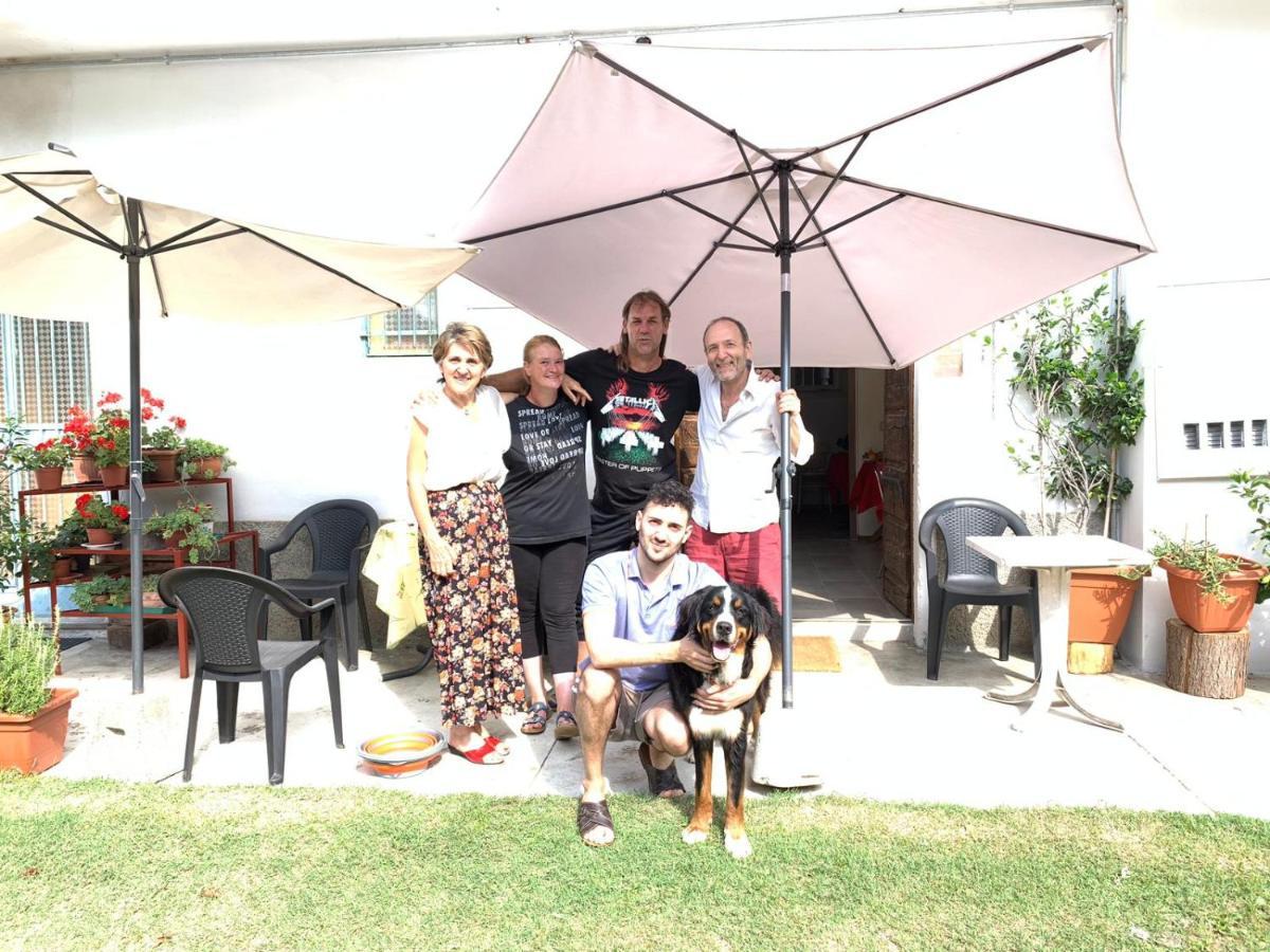 Il Casolare Del Medio Olona Bed & Breakfast Fagnano Olona Bagian luar foto